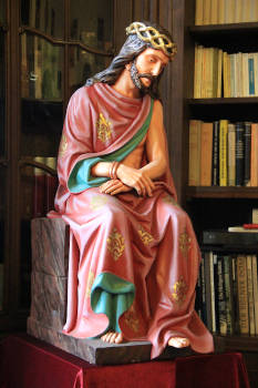 Chrystus Frasobliwy - Zamek Pławniowice